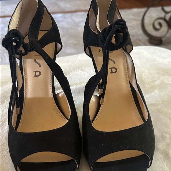 Unisa Black Peep-Toe Heels - Picture 1 of 3